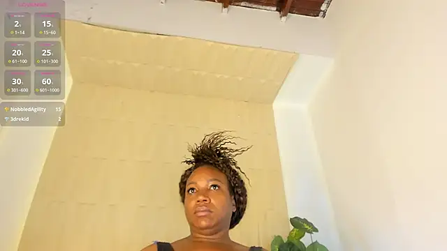 mia pineda online show from 05/27/26, 09:38