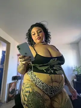 PrincessLauren420 online show from 05/18/26, 09:30