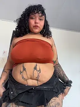 Snapshot of PrincessLauren420 chatting on 11/25/25, 04:07 PrincessLauren420 online show from 11/25/25, 04:07