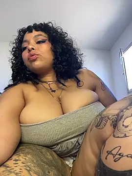 PrincessLauren420 online show from 01/18/26, 06:22