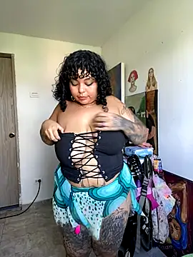 PrincessLauren420 online show from 10/01/25, 07:51