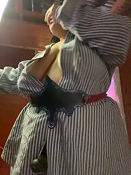PrincessLauren420 online show from 12/05/24, 08:06