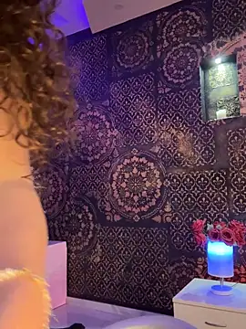 Marilyn La Rose online show from 03/19/26, 06:19