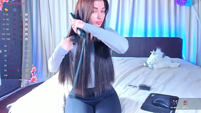 Snapshot of JesikaLooove chatting on 03/22/25, 10:49 JesikaLooove online show from 03/22/25, 10:49