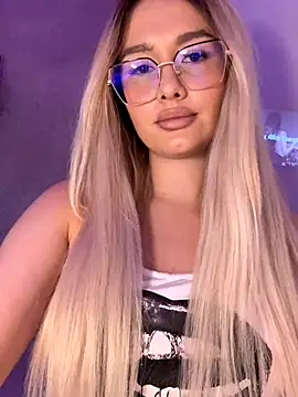 mollyxxx online show from 10/25/25, 03:17