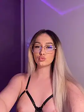 mollyxxx online show from 03/08/26, 03:32