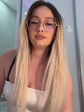 mollyxxx online show from 03/09/26, 03:32