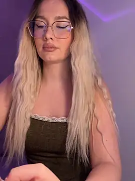 mollyxxx online show from 03/27/26, 02:53