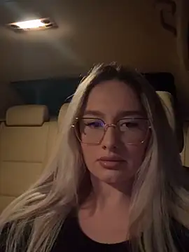 mollyxxx online show from 04/03/26, 11:44