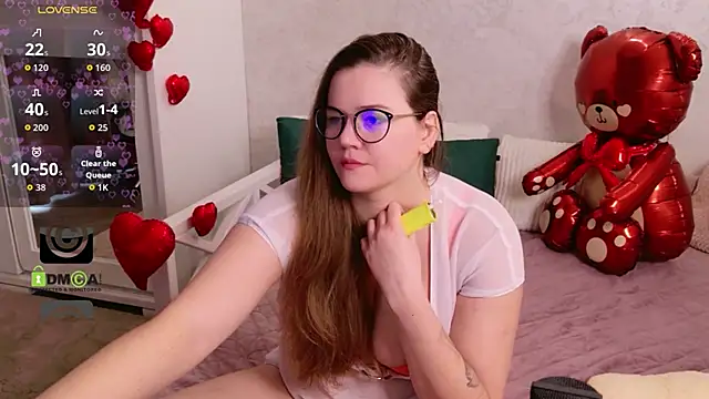 KellyKleine online show from 02/11/26, 06:57