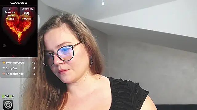 KellyKleine online show from 02/26/25, 08:17