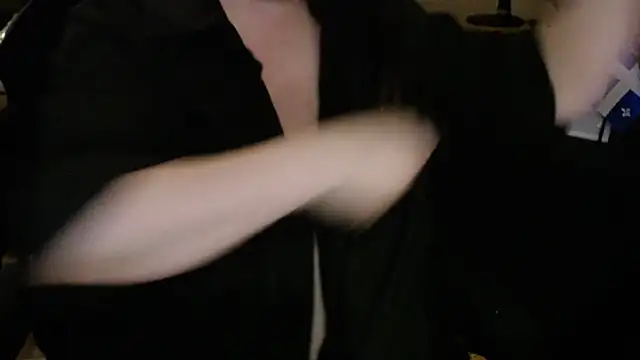 Snapshot of Cocotinexo chatting on 07/17/26, 04:26 Cocotinexo online show from 07/17/26, 04:26