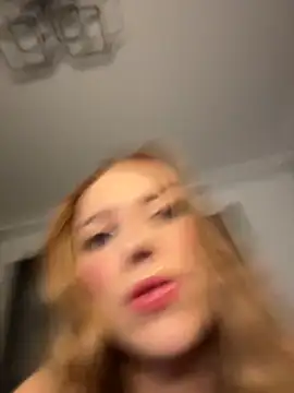 RockQueen A online show from 11/19/25, 04:01