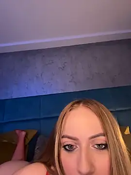 RockQueen A online show from 02/19/26, 04:42