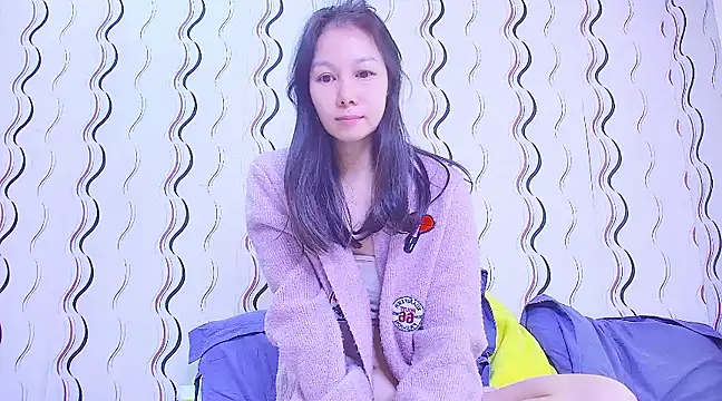 Snapshot of Asiannina chatting on 01/07/25, 03:14 Asiannina online show from 01/07/25, 03:14