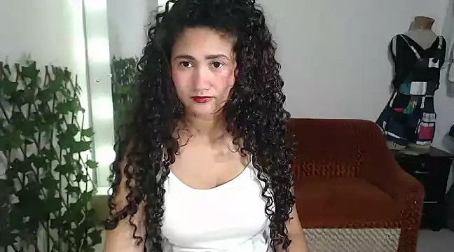 Snapshot of Petite_schoolgirlx chatting on 02/11/25, 02:46 Petite schoolgirlx online show from 02/11/25, 02:46