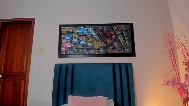 JupiteFox online show from 11/12/25, 12:26