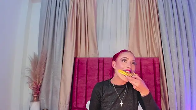 JupiteFox online show from 03/11/25, 12:44