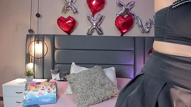 Snapshot of JupiteFox chatting on 02/15/26, 01:06 JupiteFox online show from 02/15/26, 01:06