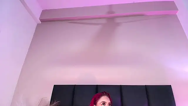 JupiteFox online show from 04/23/26, 01:01