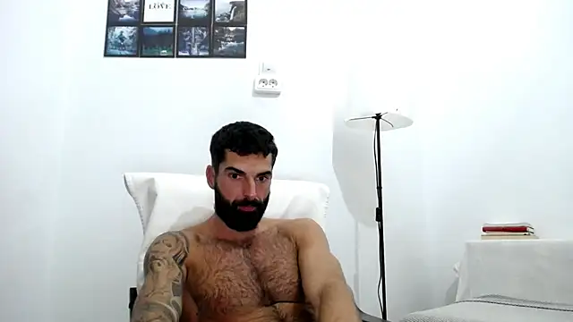 Verycutex online show from 10/18/25, 08:11