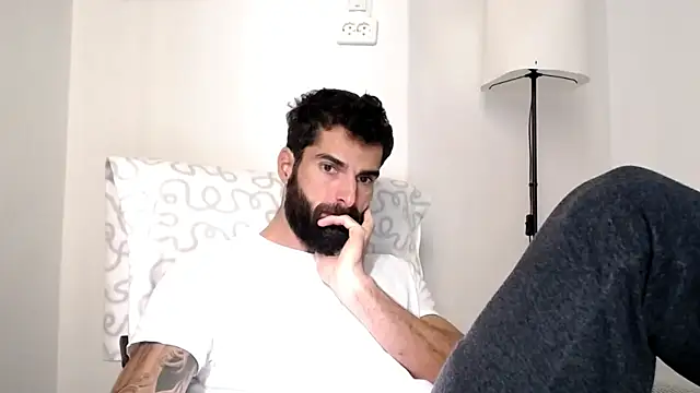 Verycutex online show from 11/17/25, 09:13