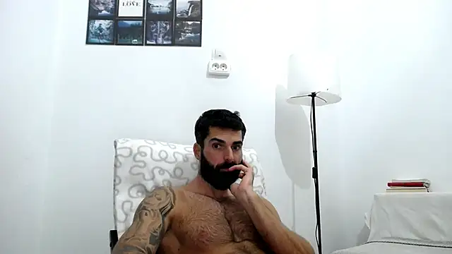 Verycutex online show from 10/28/25, 06:40