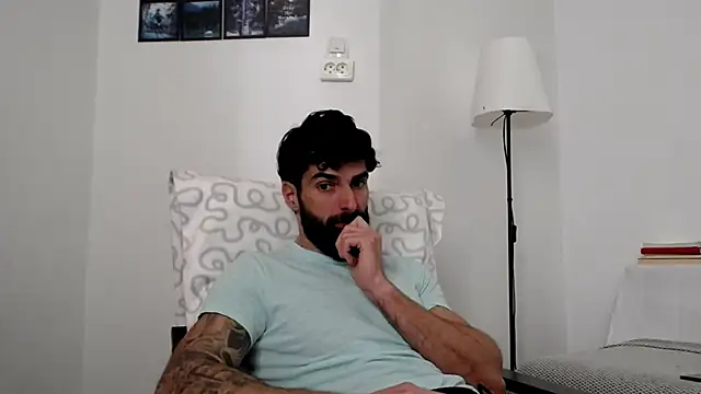 Verycutex online show from 02/23/26, 09:32