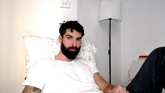 Verycutex online show from 12/19/25, 10:06