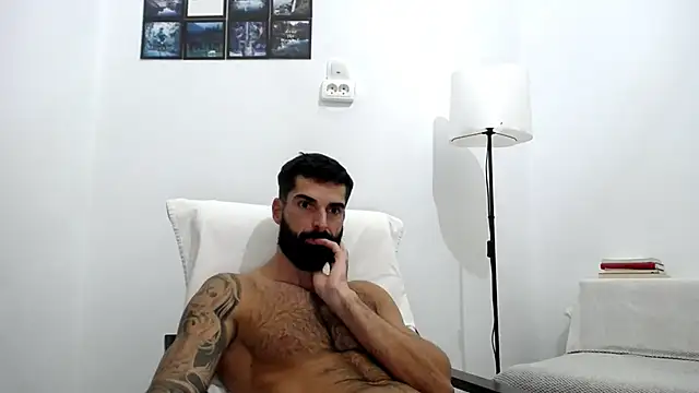 Verycutex online show from 10/13/25, 02:07