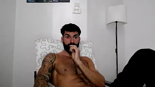 Verycutex online show from 11/26/25, 07:19