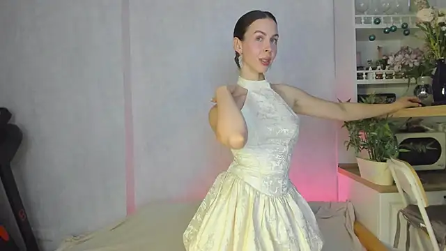 Snapshot of Teresa_Hardly chatting on 11/14/25, 08:45 Teresa Hardly online show from 11/14/25, 08:45