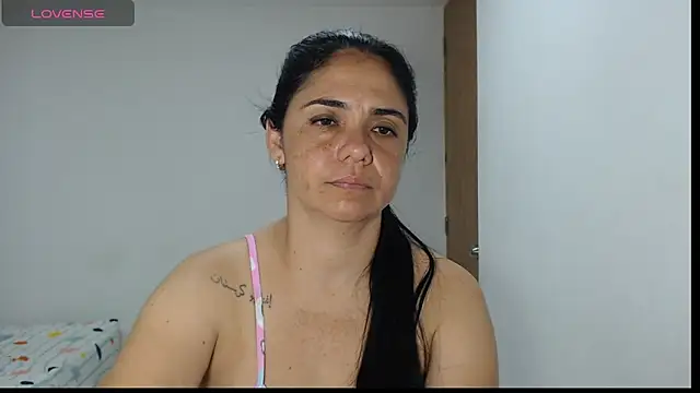 selena ferri online show from 09/25/25, 11:11