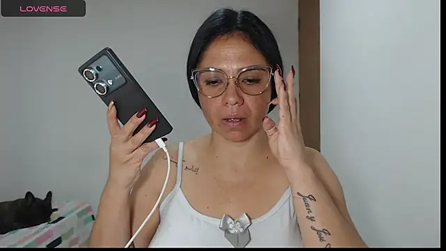 selena ferri online show from 10/16/25, 07:44