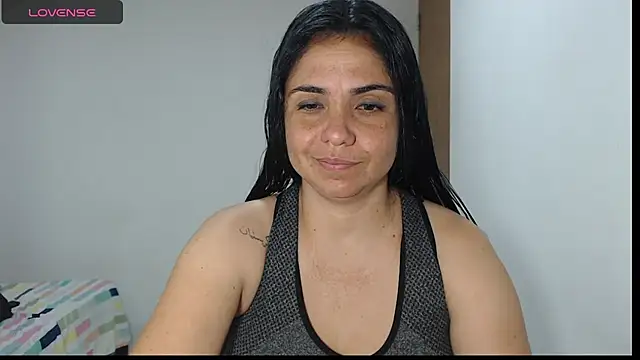 selena ferri online show from 10/15/25, 02:32