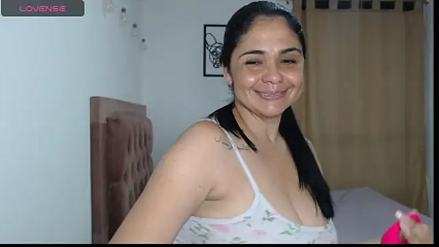 selena ferri online show from 10/29/25, 12:20