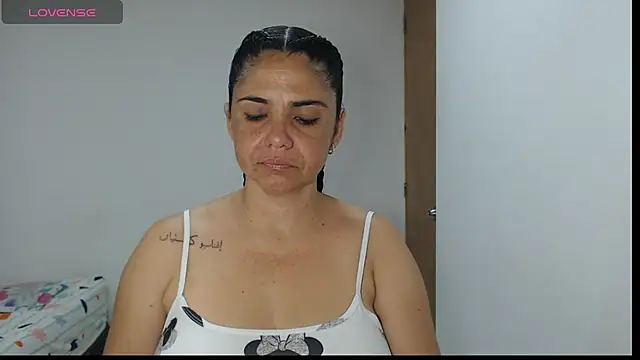 selena ferri online show from 09/27/25, 01:34