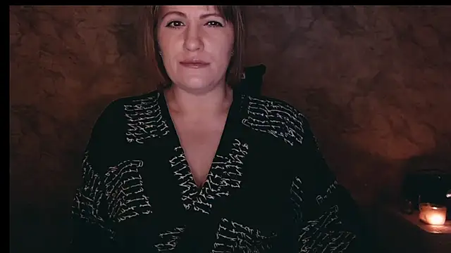  letty  online show from 12/16/25, 09:19