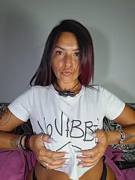 allyson22andy online show from 06/25/26, 08:14