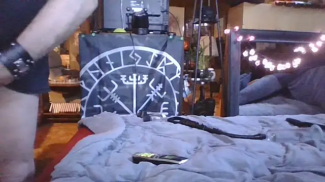 Makowboy online show from 10/30/25, 07:44