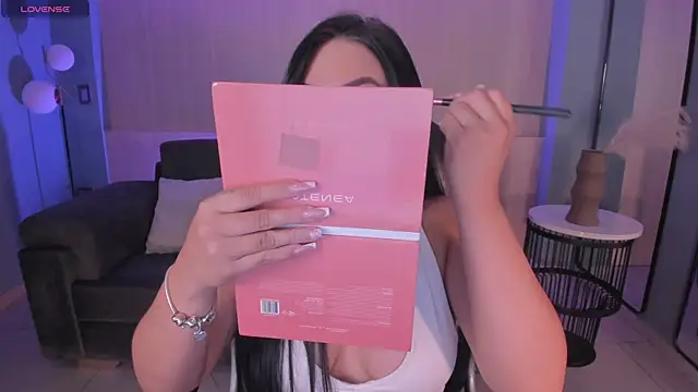 MiaRoberts1 online show from 04/08/26, 12:39