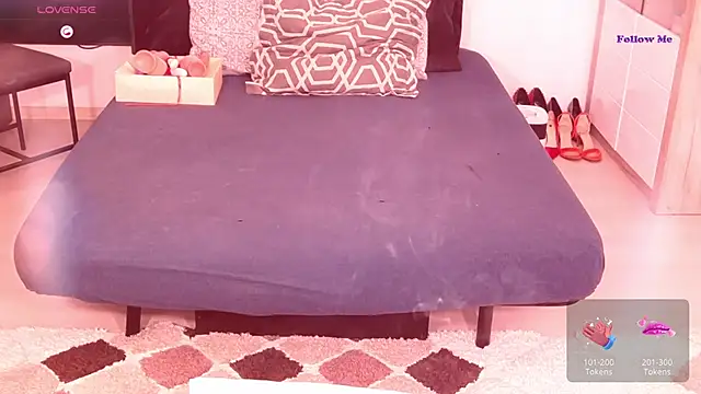 Alenny11 online show from 12/18/25, 04:17