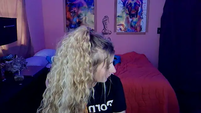 AsiaGoesPro online show from 12/18/25, 05:39