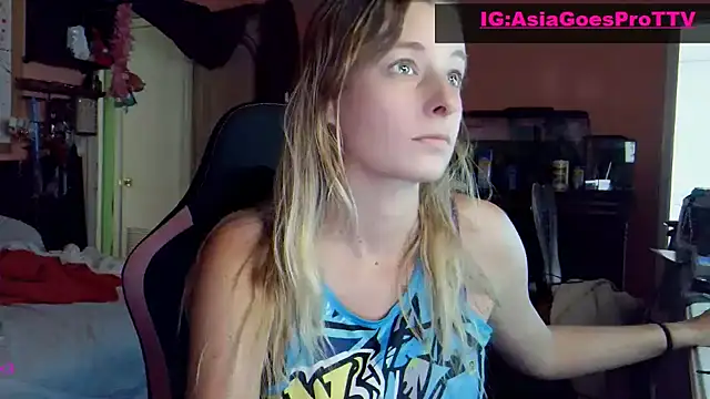 Snapshot of AsiaGoesPro chatting on 07/29/26, 01:32 AsiaGoesPro online show from 07/29/26, 01:32