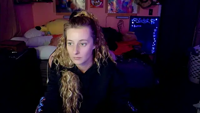 AsiaGoesPro online show from 03/17/26, 02:25