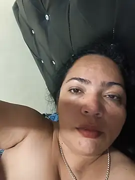 Snapshot of NIKOLE1301 chatting on 06/14/26, 01:13 NIKOLE1301 online show from 06/14/26, 01:13