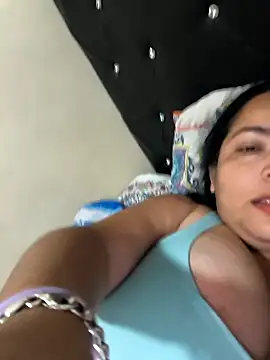 NIKOLE1301 online show from 04/07/26, 01:35