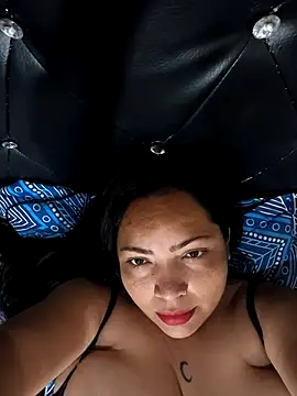 NIKOLE1301 online show from 12/19/25, 10:01