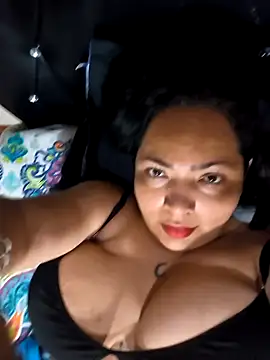 NIKOLE1301 online show from 12/15/25, 11:20