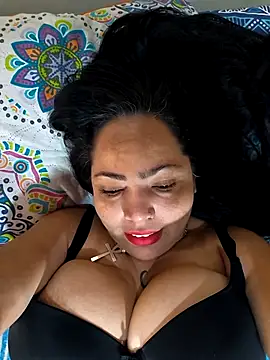 NIKOLE1301 online show from 10/11/25, 04:41